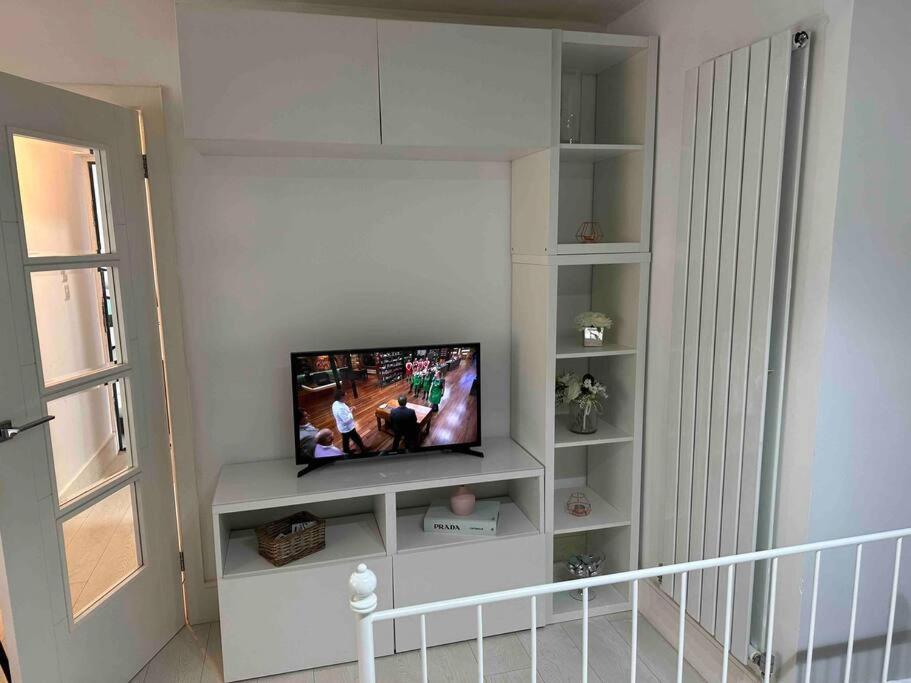 Chetwynd Paradise Apartment London Bagian luar foto